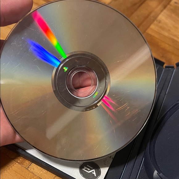 Sony 2 Medal of Honor: European Assault - Black - Picture 5 of 6